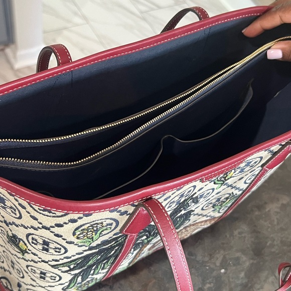 AUTHENTIC! Tory Burch Perry T Monogram Jacquard Embroidered Triple Tote - Picture 2 of 8